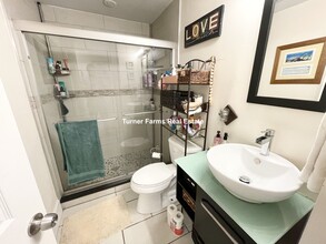 32 Edison Grn, Unit 1 in Boston, MA - Building Photo - Building Photo