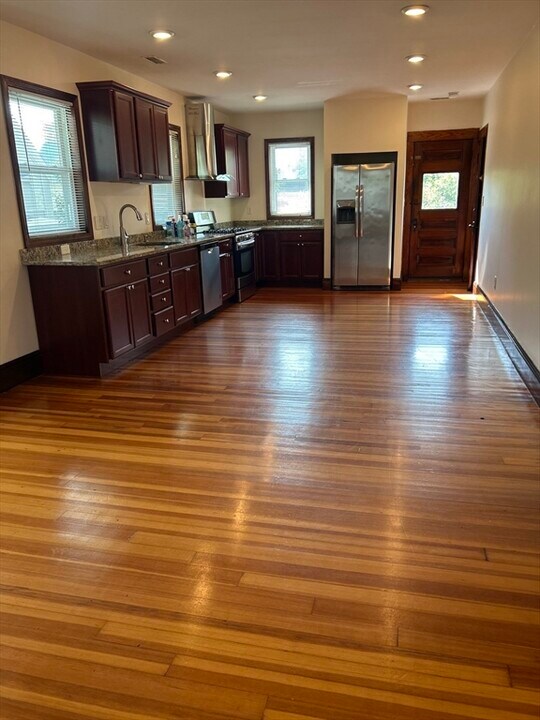 74 Fiske St in Waltham, MA - Building Photo