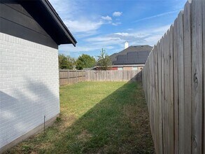 1304 Rodeo Center Blvd in Mesquite, TX - Building Photo - Building Photo