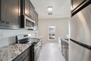 1437 S Peoria Ave in Tulsa, OK - Building Photo