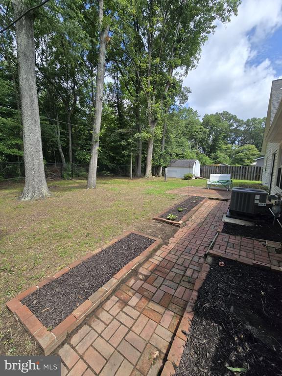 1136 Hamlin Rd in Waldorf, MD - Building Photo - Building Photo