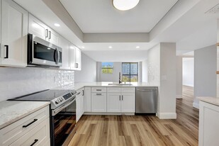 2900 NE 14th Street Cswy, Unit 602 in Pompano Beach, FL - Building Photo