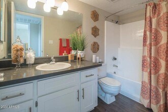 242 S Beck Ave, Unit 1 in Tempe, AZ - Building Photo - Building Photo