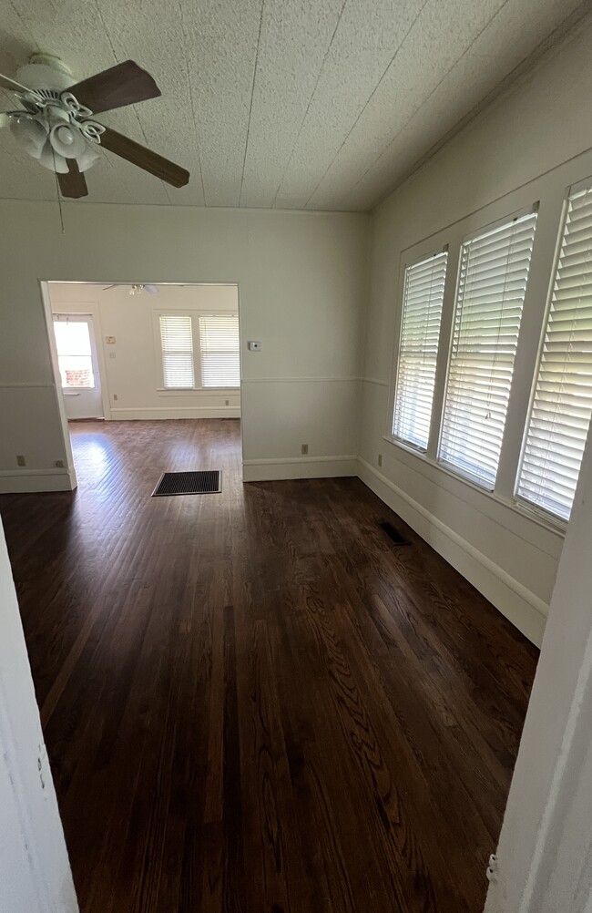1528 W Missouri Ave in Chickasha, OK - Building Photo - Building Photo
