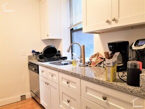 770 Columbus Ave in Boston, MA - Building Photo - Building Photo