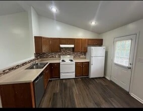114 Quail Ridge Cir in Glasgow, KY - Building Photo - Building Photo