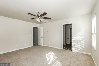 2364 Allman Dr in Jonesboro, GA - Building Photo - Building Photo