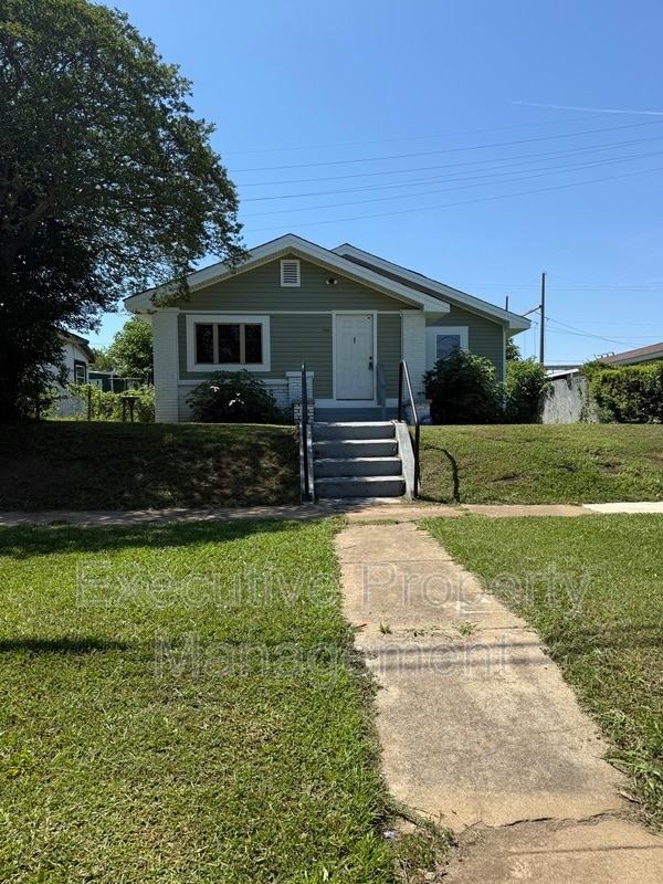 property at 1625 29th Ave N