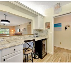 2950 SE Ocean Blvd in Stuart, FL - Building Photo - Building Photo