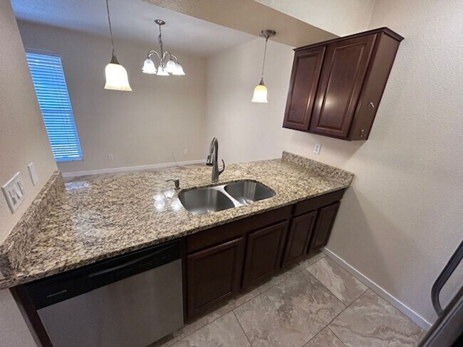 1634 W Village Way in Tempe, AZ - Building Photo - Building Photo