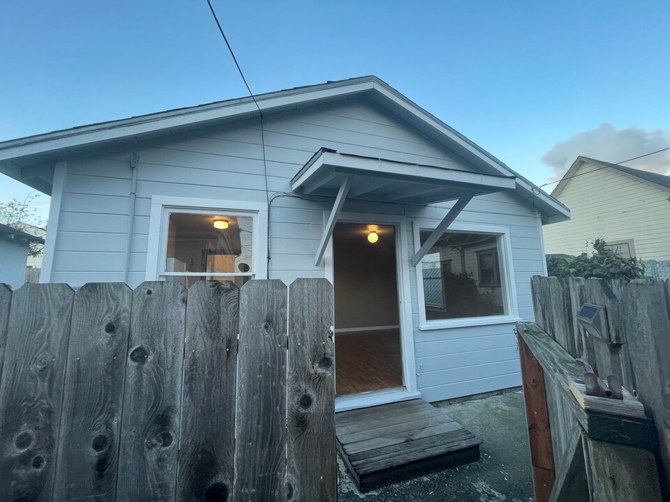 576 Main St in Fortuna, CA - Building Photo