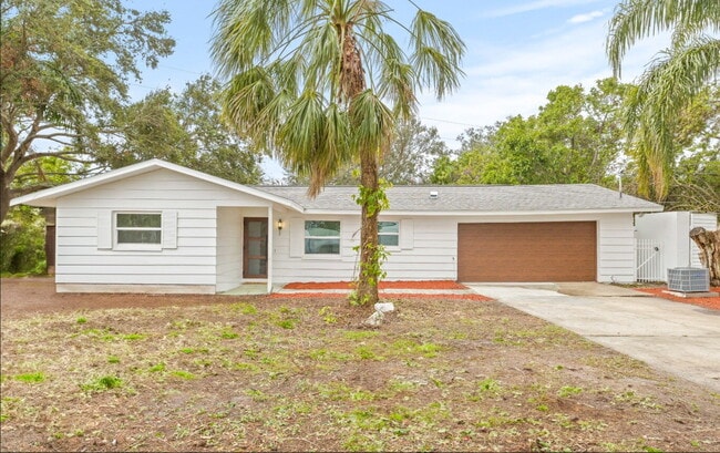 property at 2255 S Lagoon Cir