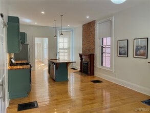 58 Tracy St in Buffalo, NY - Building Photo - Building Photo