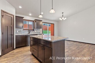 840 Jones Dr in Rapid City, SD - Building Photo - Building Photo