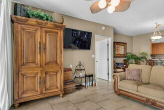 2 Portofino Dr in Pensacola Beach, FL - Building Photo - Building Photo