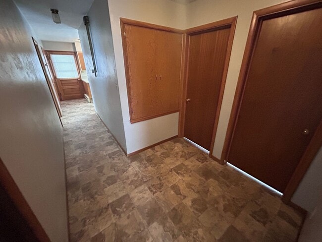 property at 265 Viking Dr