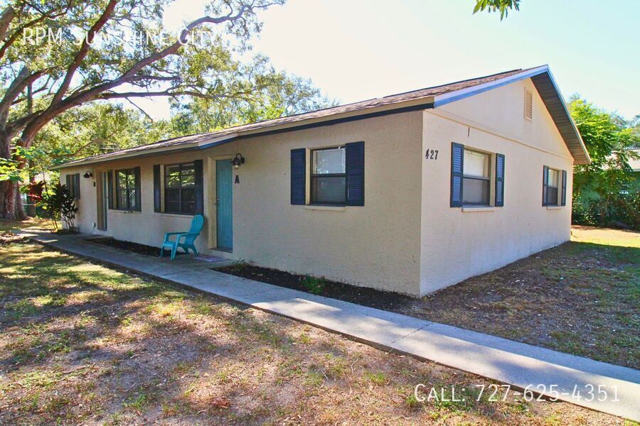 427 6th Ave NE in Largo, FL - Building Photo