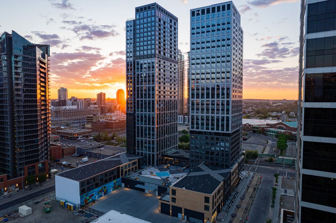 BLVD Beltline in Calgary, AB - Building Photo
