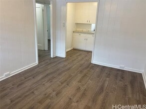 927 Hausten St in Honolulu, HI - Building Photo - Building Photo