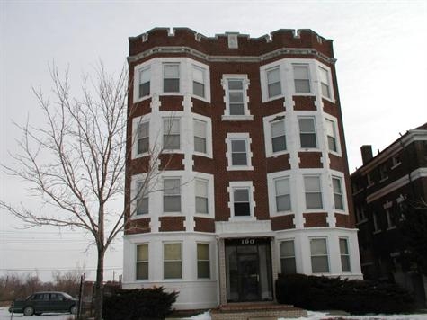 Grand Place Apartments in Detroit, MI - Building Photo