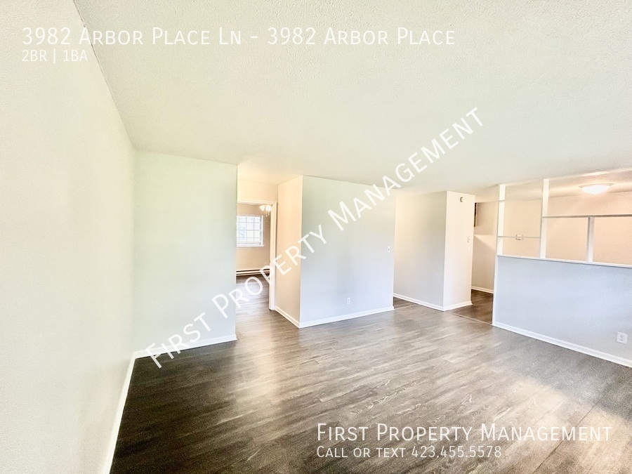 3982 Arbor Pl Ln-Unit -3982 Arbor Place in Chattanooga, TN - Building Photo