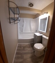 4216 Shrine Pl NW in Canton, OH - Building Photo - Building Photo