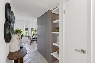 132 Lower Anchorage Rd in Sausalito, CA - Building Photo - Building Photo