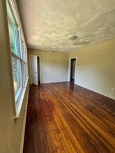 5049 Kingsbury St in Jacksonville, FL - Building Photo - Building Photo