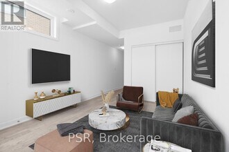 8 Turtle Island Rd in Toronto, ON - Building Photo - Building Photo