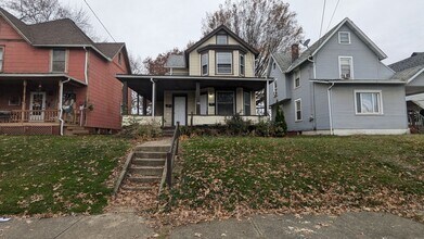 719 Prospect Ave SW in Canton, OH - Building Photo - Building Photo