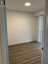 195 Commerce St in Vaughan, ON - Building Photo - Building Photo