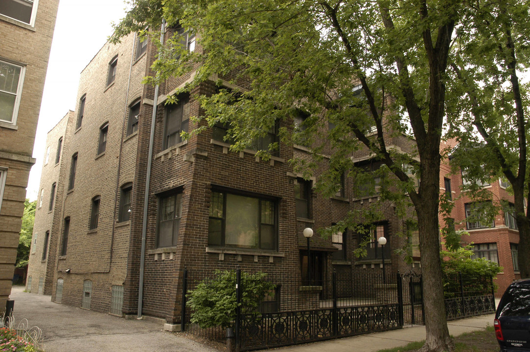 855-857 Ainslie St in Chicago, IL - Building Photo