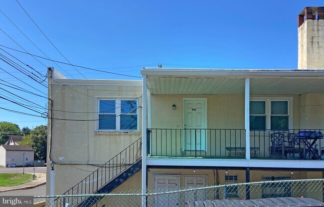 861 Street Rd in Southampton, PA - Building Photo - Building Photo