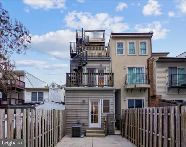 property at 111 E Cross St