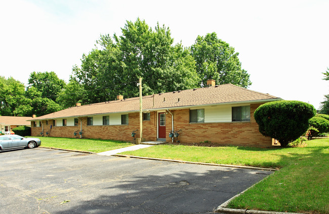 Mayberry Ranch Apartments in Parma, OH - Building Photo - Building Photo