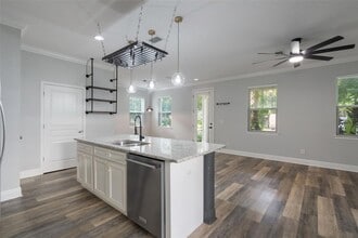 2429 E Jefferson St in Orlando, FL - Building Photo - Building Photo