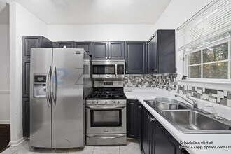 584 Windsor St SW in Atlanta, GA - Building Photo - Building Photo