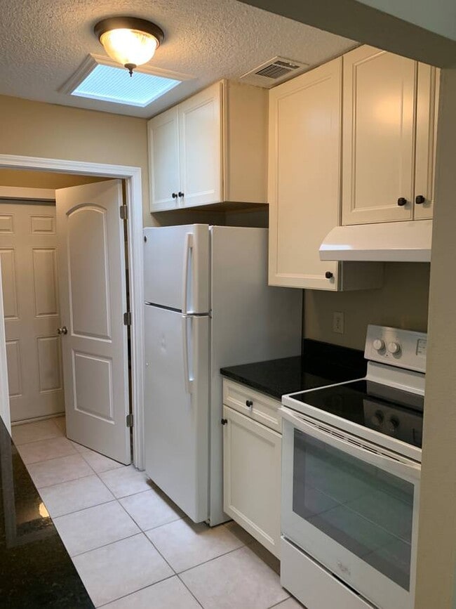 1055 Greco Rd in St. Augustine, FL - Building Photo - Building Photo