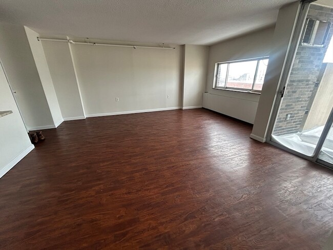 872 Massachusetts Ave, Unit 801 in Cambridge, MA - Building Photo - Building Photo