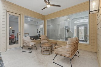 5515 Venice St in Houston, TX - Building Photo - Building Photo