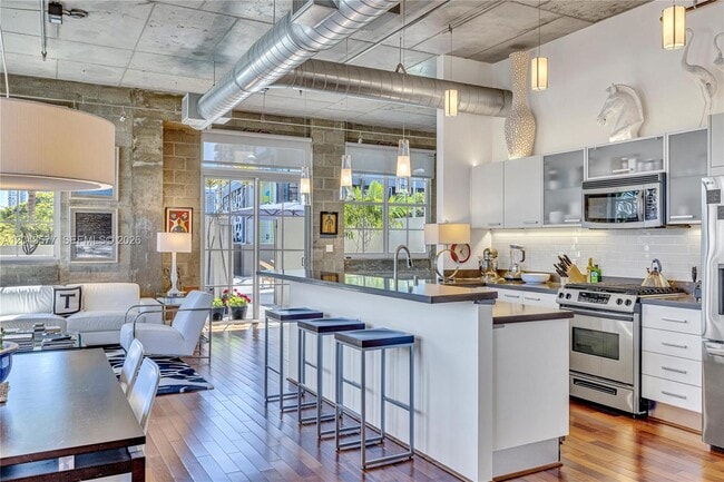 property at 410 NW 1st Ave