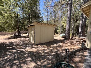 17093 Cobblestone Ln in Nevada City, CA - Building Photo - Building Photo