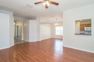 8059 Carisbrook Ct in Jacksonville, FL - Building Photo - Building Photo