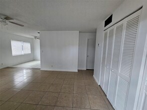 2220 NW 59th Wy in Lauderhill, FL - Building Photo - Building Photo