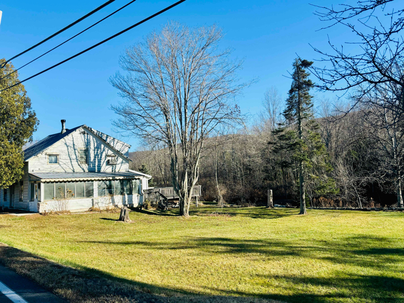 542 Mitchell Hollow Rd in Windham, NY - Building Photo