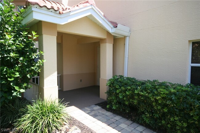 28611 Carriage Home Dr in Bonita Springs, FL - Building Photo - Building Photo