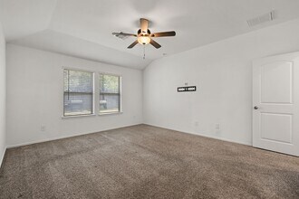 22454 Forest Gorge Ln in Spring, TX - Building Photo - Building Photo