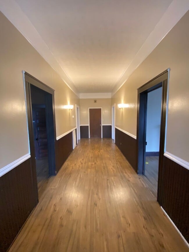 1113 Peachtree St in Gadsden, AL - Building Photo - Building Photo