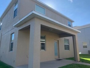 15601 Expedition Street in Winter Garden, FL - Building Photo - Building Photo