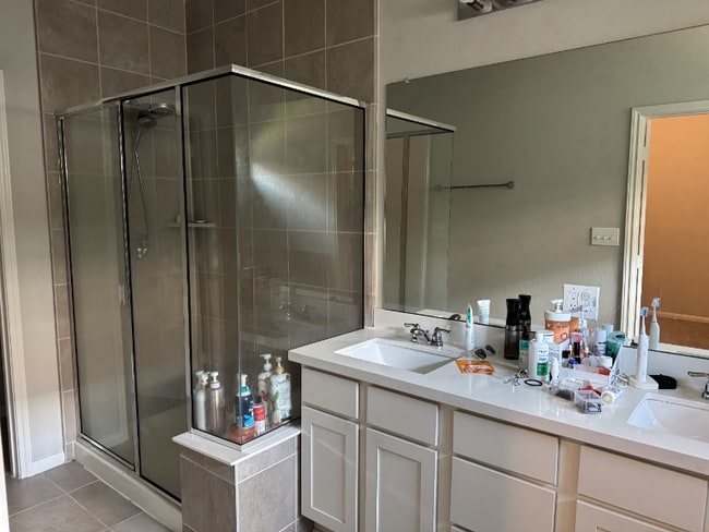 8434 Baywatch Cir in Mont Belvieu, TX - Building Photo - Building Photo